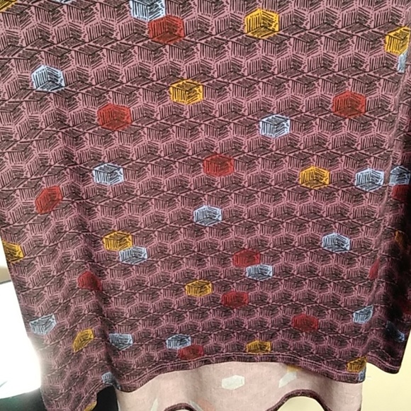 Women's LulaRoe Shirt - Picture 3 of 4